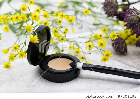 化妝粉底 97102192