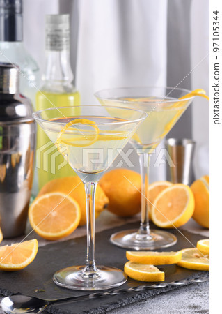 Lemon drop martini with zest Lemon drop martini with zest 97105344