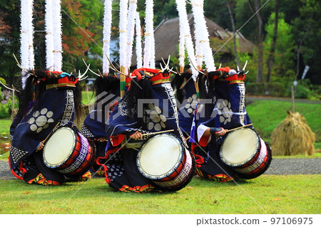 Iwate Prefecture Folk Performing Arts Performance Deer Dance 97106975