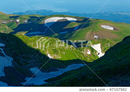 早上從鳥海山看到的美濱地區和日本海 97107982