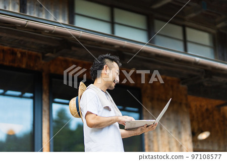 Image of local migration Image of local migration 97108577