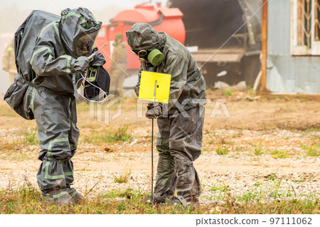Measurement by the radiation monitoring service of the place of radiation pollution, installation of plates 97111062