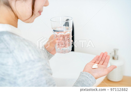 補充女性 補充女性 97112882
