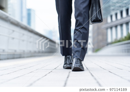 一個商人的腳 一個商人的腳 97114189