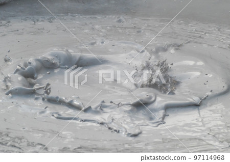 Earth art? "Hot spring water" Earth art? "Hot spring water" 97114968