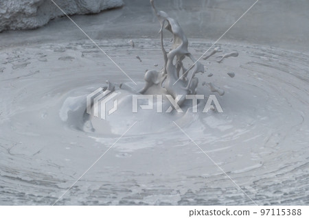 Earth art? "Hot spring water" 97115388