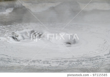 Earth art? "Hot spring water" Earth art? "Hot spring water" 97115585