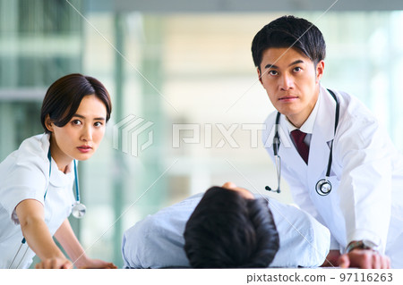 商務場景年輕人 97116263