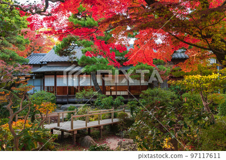 秋天的松工莊<愛知縣西尾市> 秋天的松工莊<愛知縣西尾市> 97117611