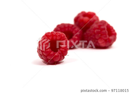 ripe red raspberry 97118015