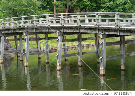 初夏的高田城和極樂橋 97118394