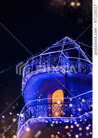 LED 燈泡的照明塔和球 LED 燈泡的照明塔和球 97118517