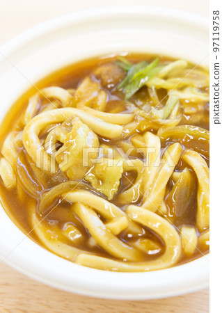 美味的咖哩南蠻烏冬面 97119758