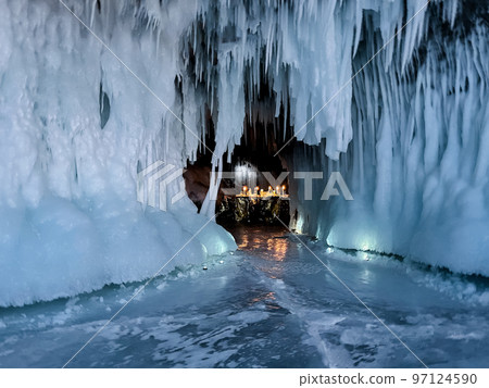 Incredible romantic dinner with cadles in winter cave 14 february. 97124590