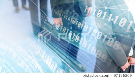 一排商務人士 97126869