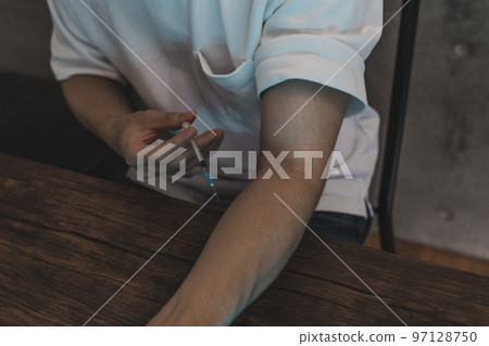 興奮劑 男人 男 97128750