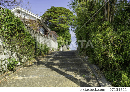Kitsuki Iwahana no Saka, Kitsuki City, Oita Prefecture 97131821