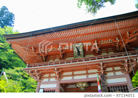 Kurama Temple 97134051