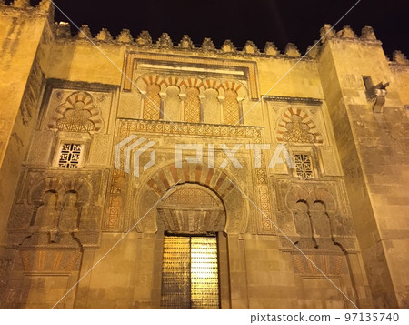 Mesquita at night Mesquita at night 97135740