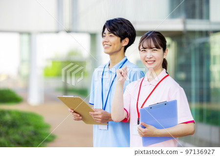 Men and women Nursing care welfare 97136927