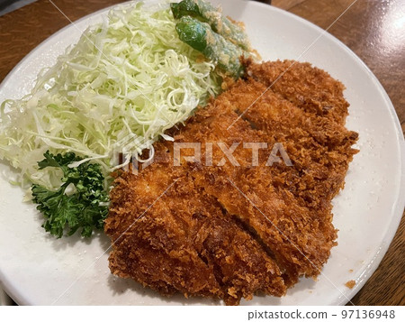 香脆豬裡肌排套餐 97136948