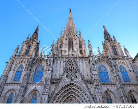 [Spain] Exterior of the principal gate of Santa Eulalia Cathedral (Barcelona) 97137102