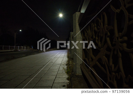 夜間小徑 夜間小徑 97139056