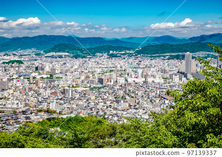 This is a distant view of the western part of Hiroshima. You can see hitoto Hiroshima The Tower, Eba, Yoshijima, Kannon-cho, and Saeki Ward This is a distant view of the western part of Hiroshima. You can see hitoto Hiroshima The Tower, Eba, Yoshijima, Kannon-cho, and Saeki Ward 97139337