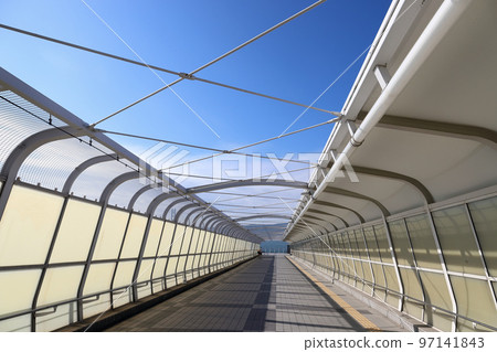 JR Asagiri Station pedestrian bridge (Akashi City, Hyogo Prefecture, Japan) 97141843