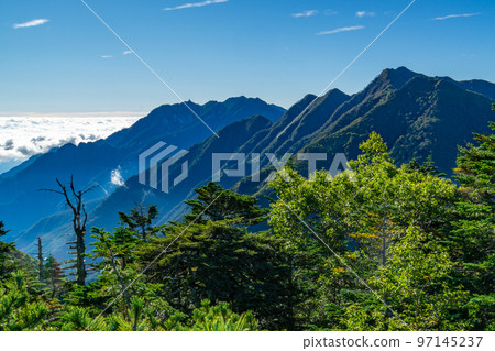 Mt. Kai-Komagatake climbing from Kitazawa Pass in Nagano Prefecture: Mt. Jizogatake Obelisk of Houou Sanzan 97145237