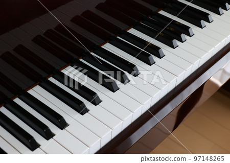 room with upright piano 97148265