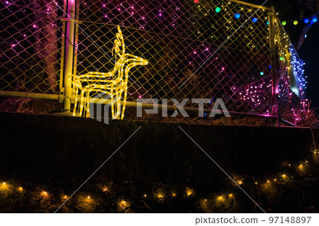 Onobuchi Illuminations (former site of Togo Elementary School, Kagoshima Prefecture) Onobuchi Illuminations (former site of Togo Elementary School, Kagoshima Prefecture) 97148897