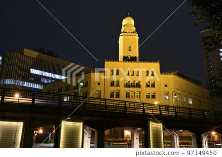 Yokohama Customs (Queen's Tower) 97149450