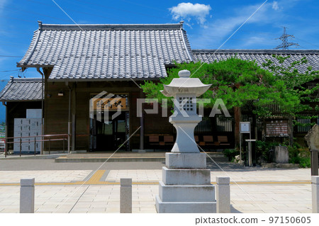 信州/穗高站/通往日本阿爾卑斯山的門戶,大糸線有品位的車站大樓景觀/長野縣安曇野市 (2) 信州/穗高站/通往日本阿爾卑斯山的門戶,大糸線有品位的車站大樓景觀/長野縣安曇野市 (2) 97150605