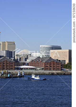 Yokohama Minatomirai Mt. Fuji 97150630