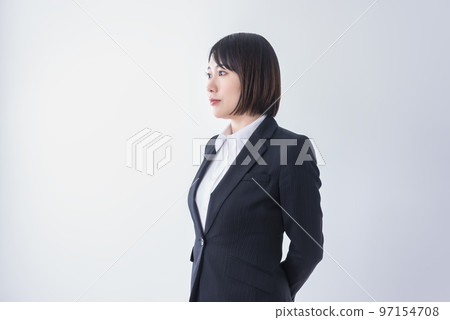 女商人上半身 97154708