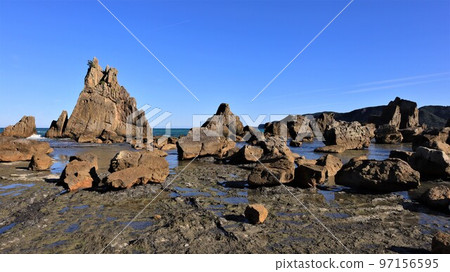 Hashima-iwa (Wakayama prefecture Kushimoto-cho) Hashima-iwa (Wakayama prefecture Kushimoto-cho) 97156595