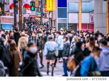 Tokyo cityscape in Japan In front of Shibuya station in December, Dogenzaka is the flow of people before the corona disaster. BQ.1.1…Infection explosion…=December 10 Tokyo cityscape in Japan In front of Shibuya station in December, Dogenzaka is the flow of people before the corona disaster. BQ.1.1…Infection explosion…=December 10 97159269