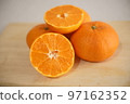 Round sliced sweet flat 97162352