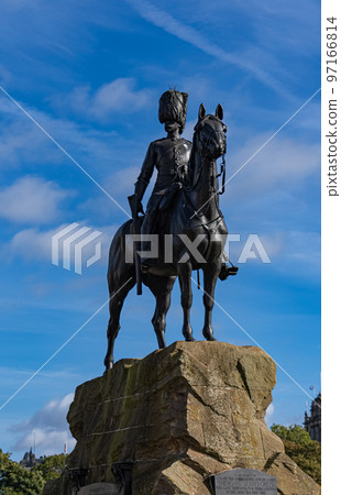 Memorial at Castle Gardens in Edinburgh 97166814