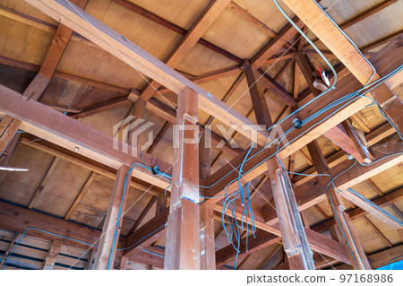 Two-story wooden house 97168986