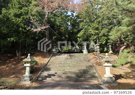 Mori Family Cemetery in Yamaguchi Kazan Park 97169526