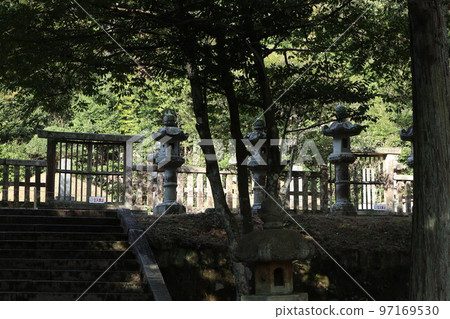 Mori Family Cemetery in Yamaguchi Kazan Park 97169530