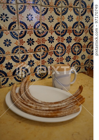 Churros con choco latte at popular El Morro in Mexico City 97170749
