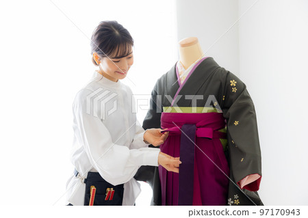 梳妝台穿衣班 97170943