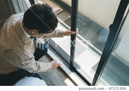 windows and contractors 97172309