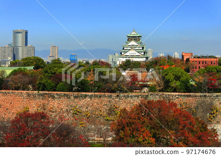 [Osaka Prefecture] Osaka Castle and OAP Tower in sunny weather 97174676