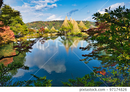 秋葉 - 兼六園 97174826