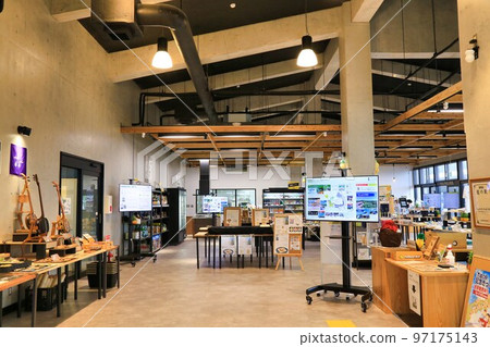 Road Station Yanbaru Pineapple Hill Aha（沖繩縣） 97175143