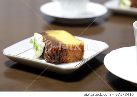 cake set tarte tatin cake set cake set tarte tatin cake set 97178416